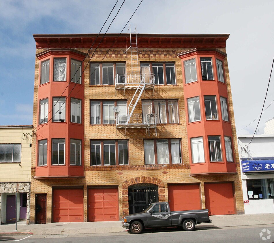 Building Photo - 2118-2120 Clement St
