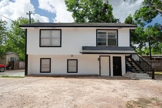 Building Photo - 2206 Avenue M