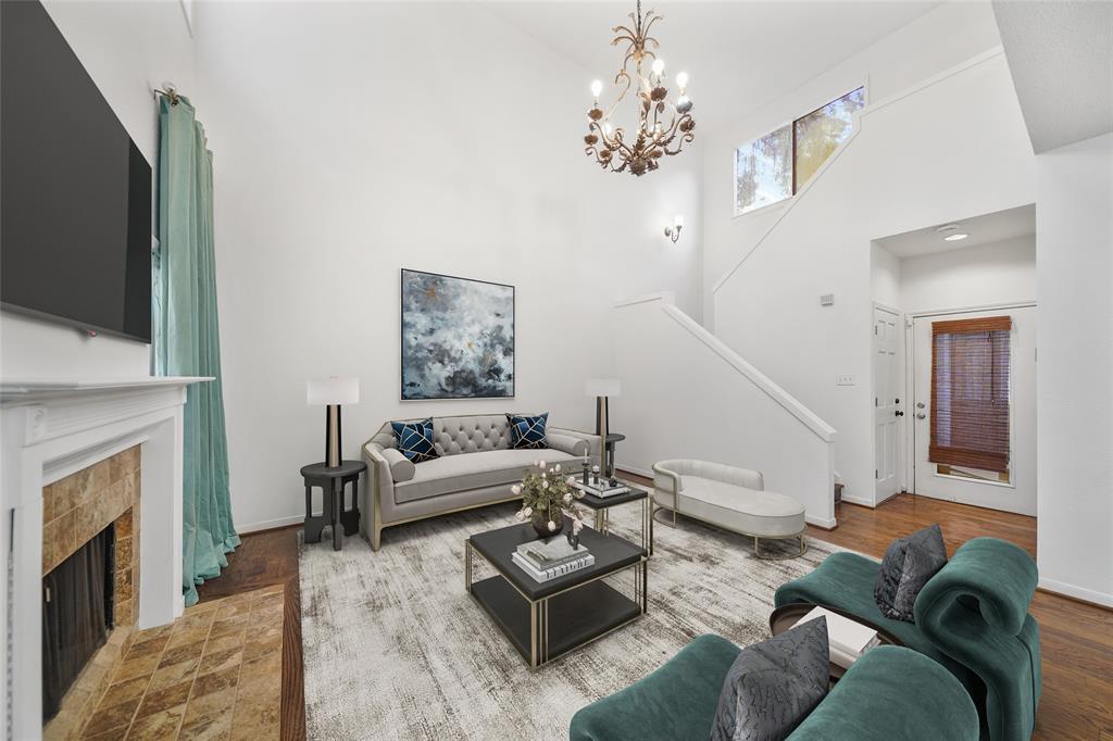 Foto principal - 2555 Bering Dr
