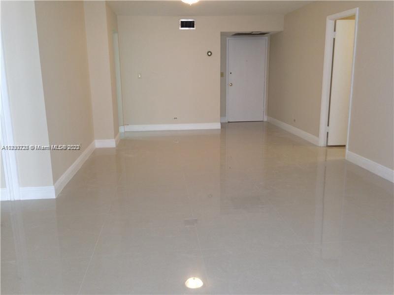 Foto del edificio - 6039 Collins Ave