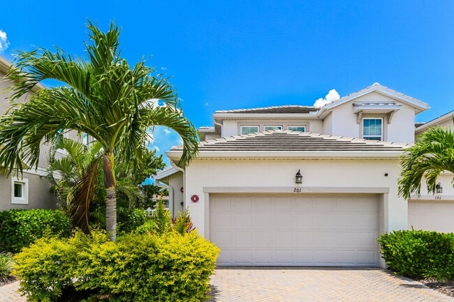 Foto del edificio - *** Bayshore 3 bed 2 bath *** Resort-Style Amenities and Pet friendly ***