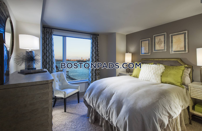 Foto del edificio - 100 Pier 4 Blvd.