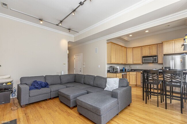 Foto del edificio - 3 br, 2 bath Condo - 456 W Armitage Ave