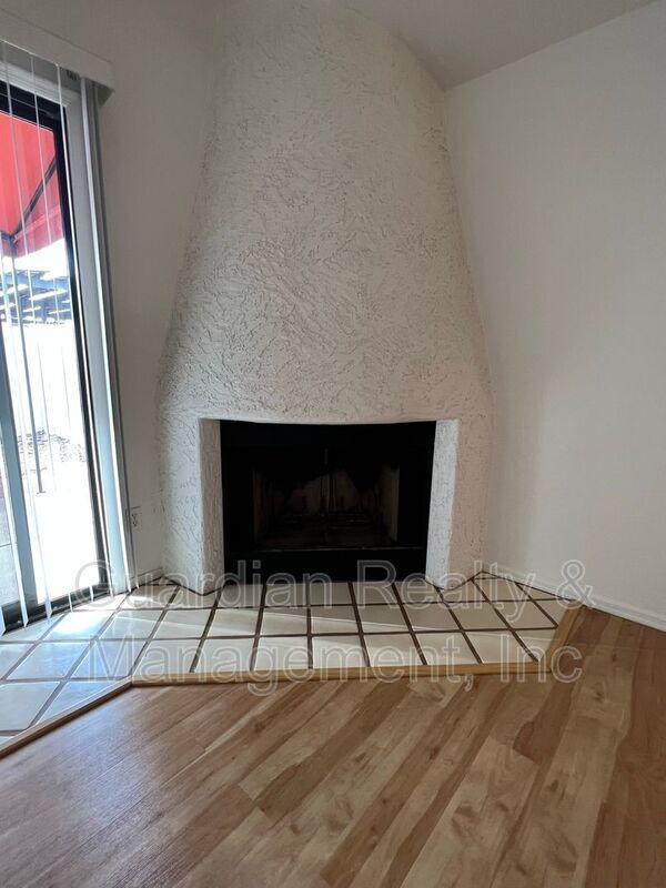 Building Photo - 15020 N 40th St