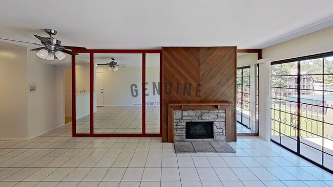 2 Bedroom ~ Live in the Heart of South Coa... - 2 Bedroom ~ Live in the Heart of South Coa... Apartment
