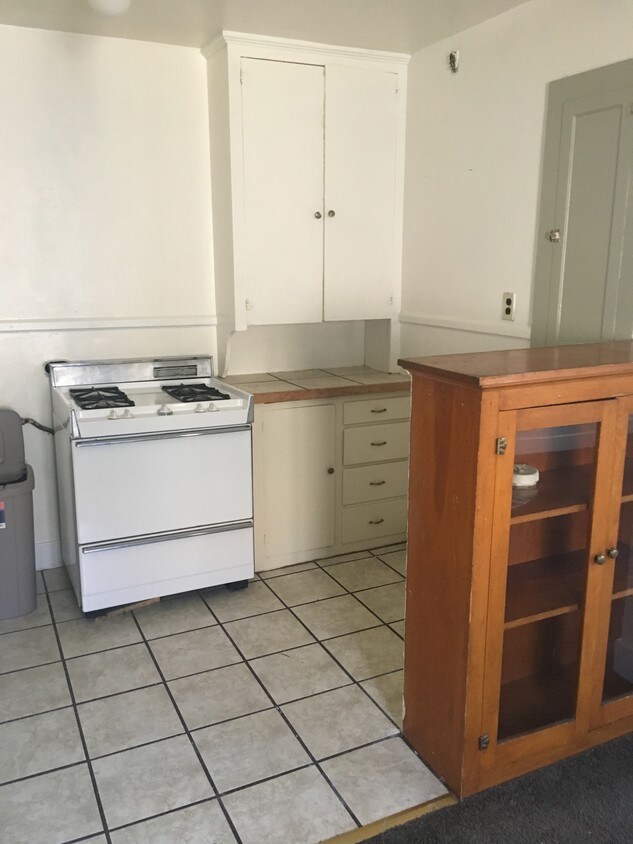 319 E Kearney St, Laramie, WY 82070 Apartments in Laramie, WY