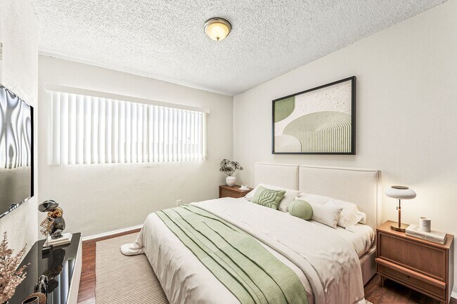 Foto del edificio - 1254 W 110th St