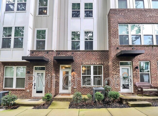 Foto del edificio - 519 Old Mill Rd