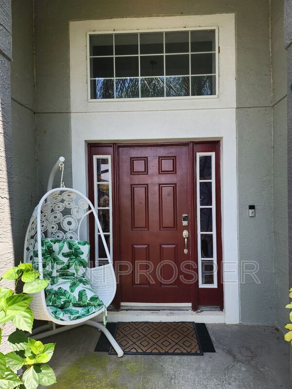 Building Photo - 1315 Vista del Lago Blvd
