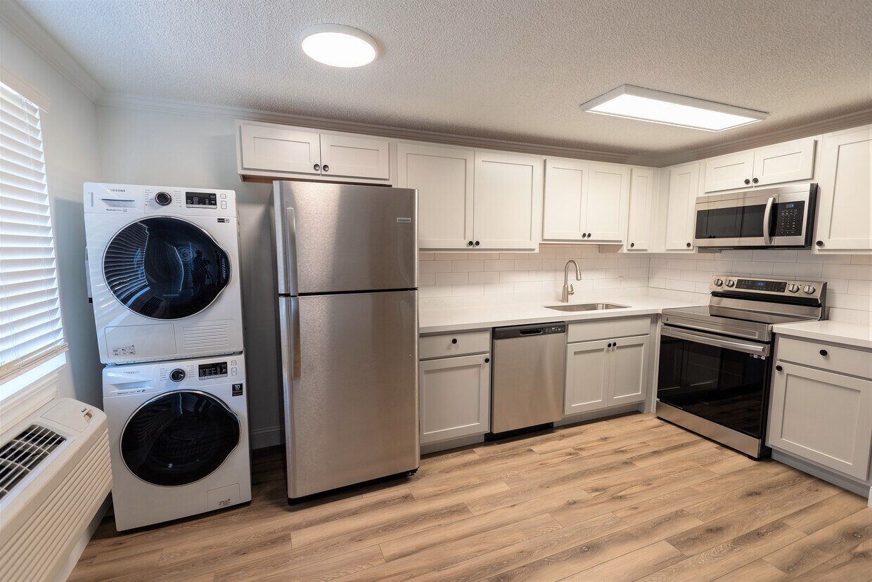 Foto principal - 777 W 5th St