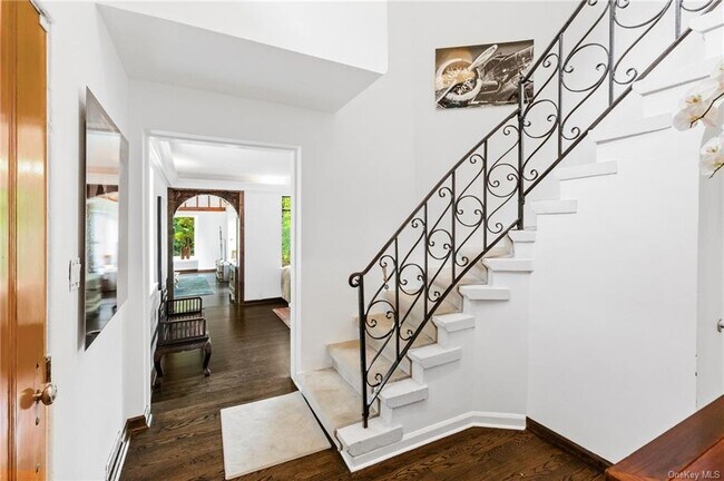 Building Photo - 4 Boulder Brae Ln