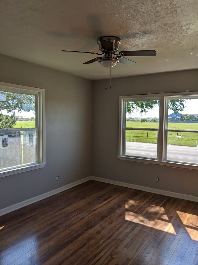 Bedroom 2 of 4: new windows throughout - 1710 Paul Jones Ave