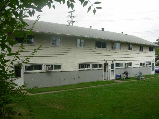 Building Photo - 496 Lawnview Dr