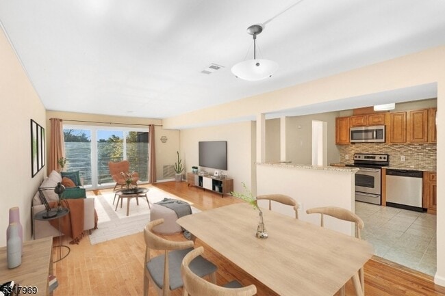 Building Photo - 41 Mt Kemble Ave