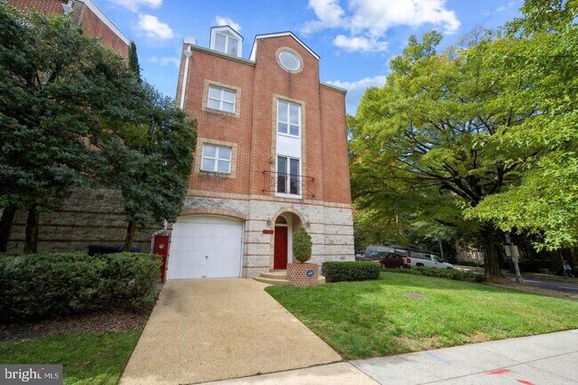 Foto del edificio - 5330 Connecticut Ave NW