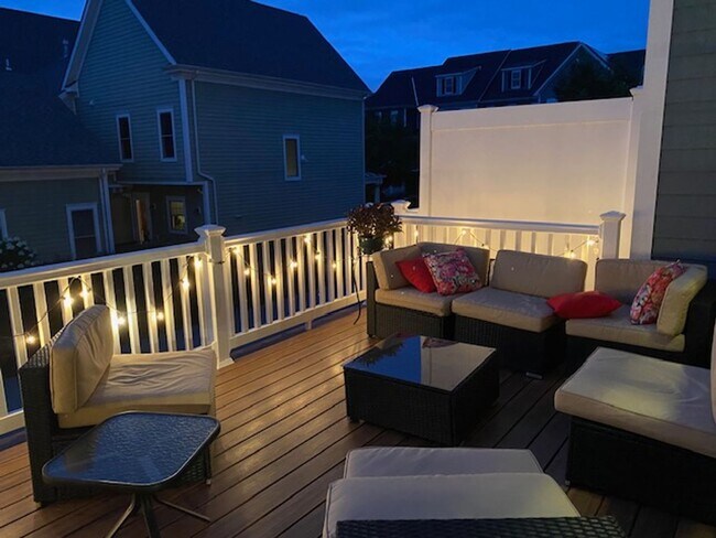Foto del edificio - 3 Bedroom Luxury Townhome Rental for US OPEN!