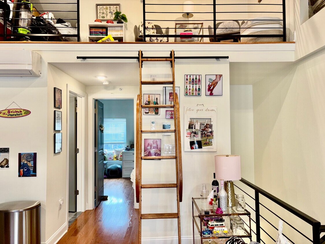 Foto principal - 6605 Ridge Ave