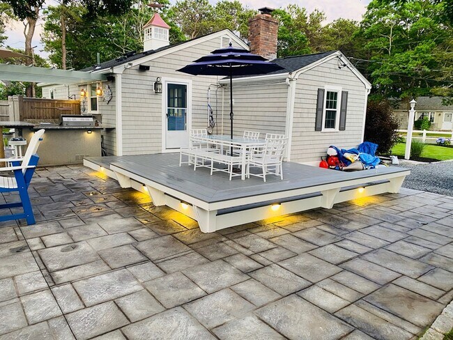 Building Photo - 153 Breezy Point Rd