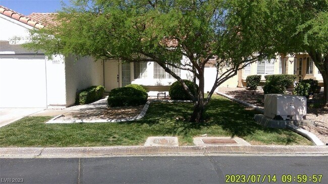 Building Photo - 5453 Desert Valley Dr