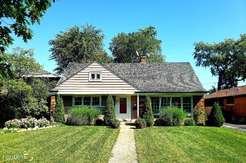 Primary Photo - 4 br, 2 bath House - 1911 S PROSPECT AVE