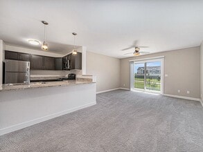 Building Photo - Andover Pointe Apartment Homes