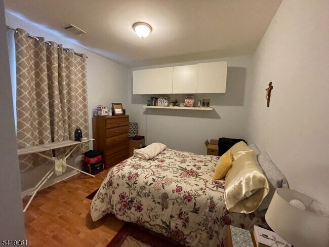 Foto del edificio - 72 Highland Ave