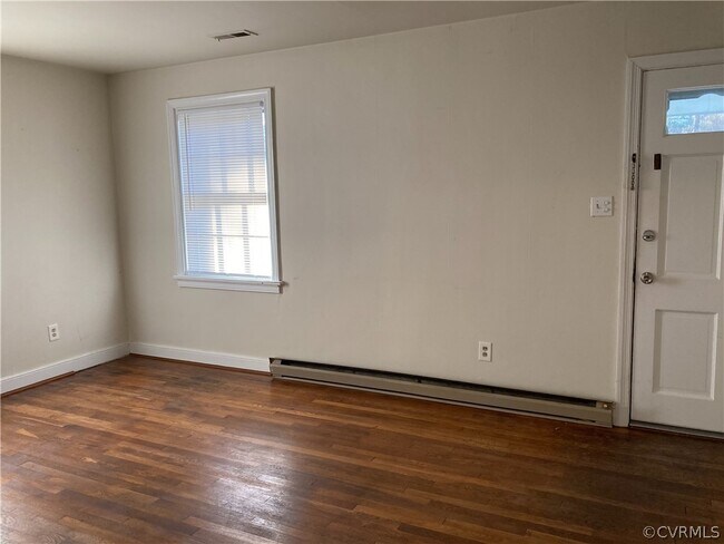 Building Photo - 1215 Hillside Ave
