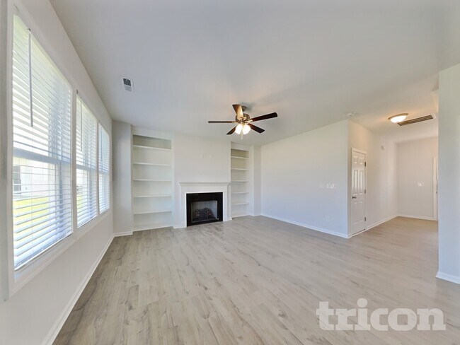 Foto del edificio - 258 Sturgeon St