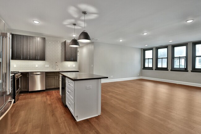 Foto del edificio - 107 Chestnut St E