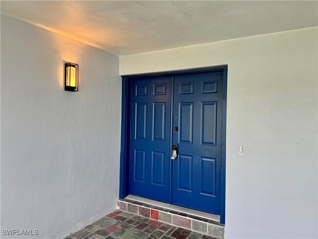 Foto del edificio - 4936 Nassau Ct