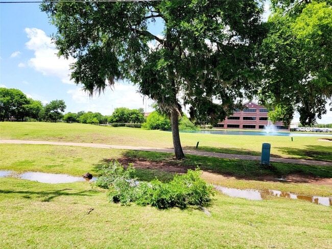 Building Photo - 2111 Grand Terrace