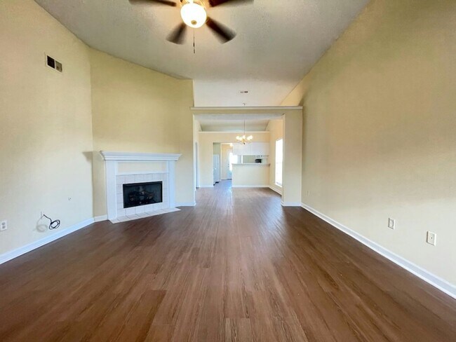 Photo - Kaitlyn Ridge House