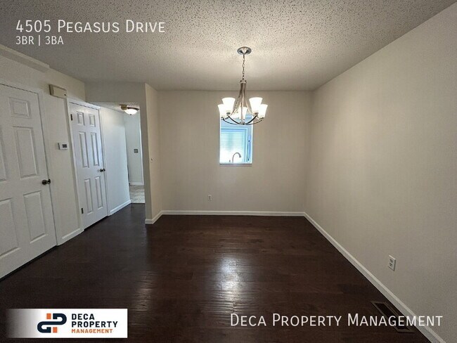 Foto del edificio - 4505 Pegasus Dr