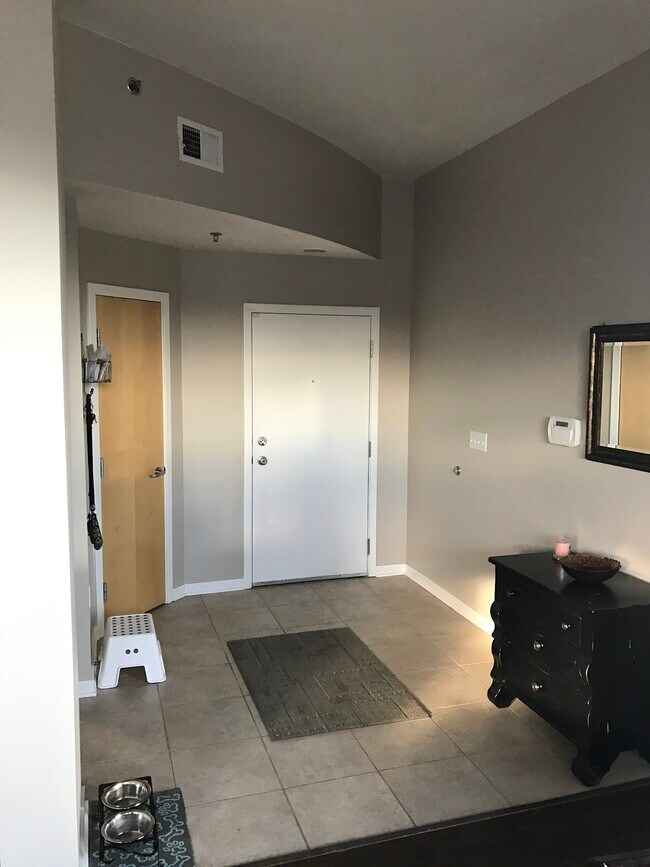 Foto del edificio - 12165 Claude Ct