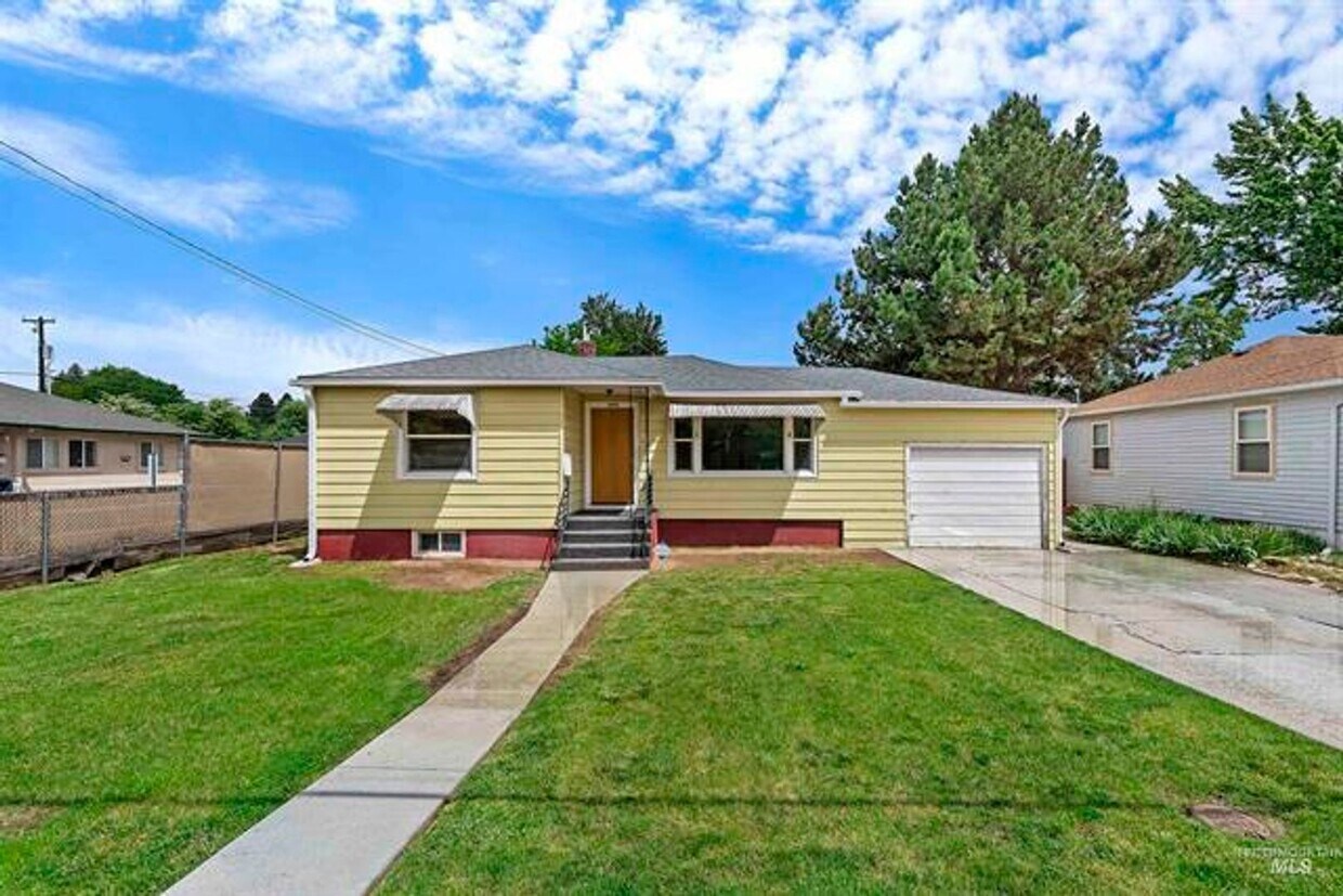 Primary Photo - Boise Bench Bliss – Location, Style, and S...