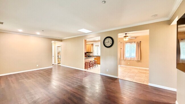 Foto del edificio - Nicely Updated Single-Story on quiet cul-de-sac Street just Minutes to Downtown Fallbrook!