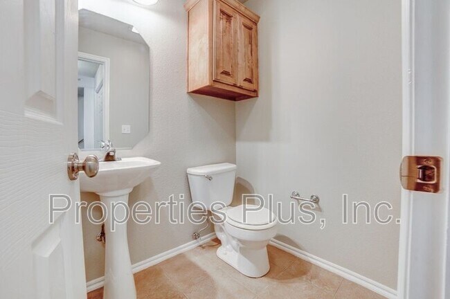 Foto del edificio - 2994 Creekside Dr