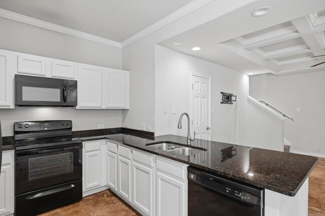 Photo - 16906 Spirit Brk (Selma, TX) Townhome
