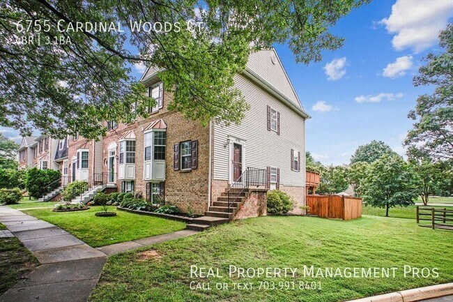 Photo - 6755 Cardinal Woods Ct Townhome