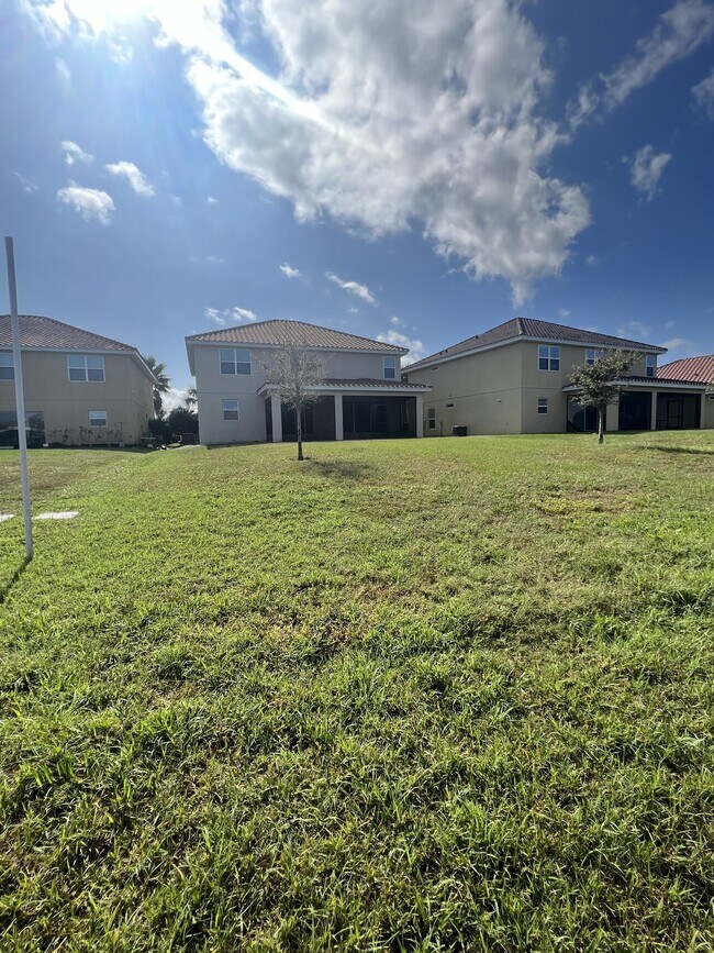 Building Photo - 1411 Lanier Point Pl