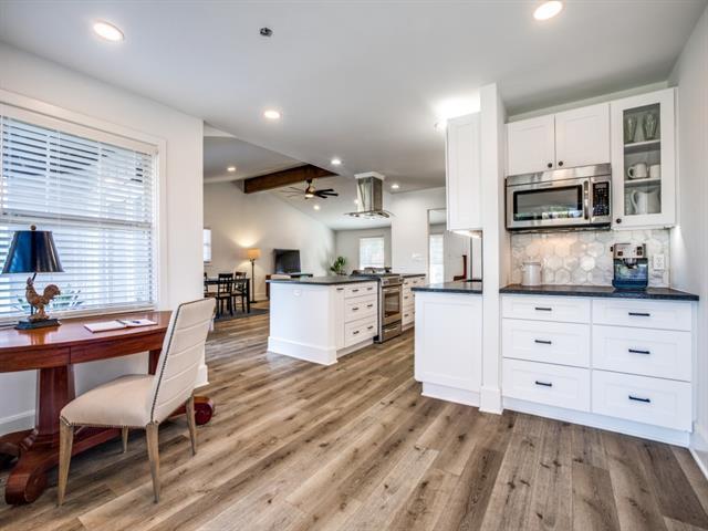 Building Photo - 3315 High Lark Dr