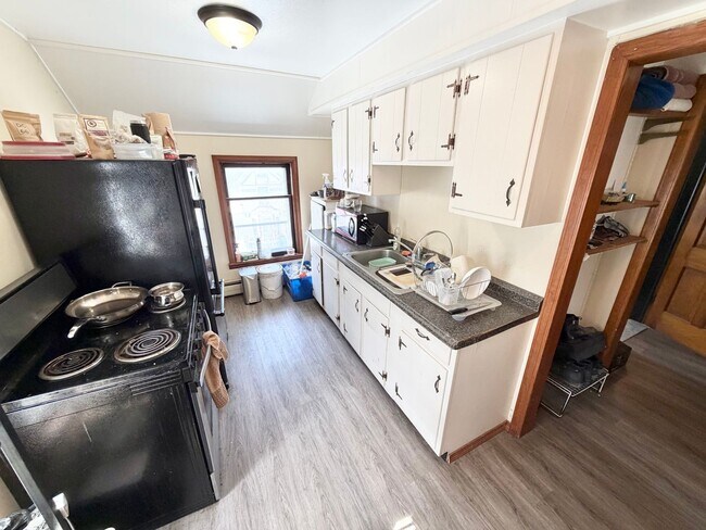 Foto del edificio - 203 Maple St