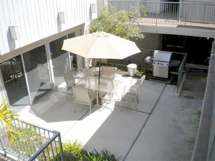 Building Photo - Sandpiper 2