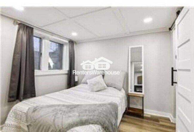 Foto del edificio - 803 Huron St