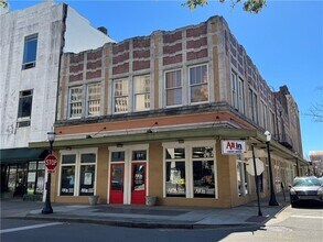 Building Photo - 127 Dauphin St