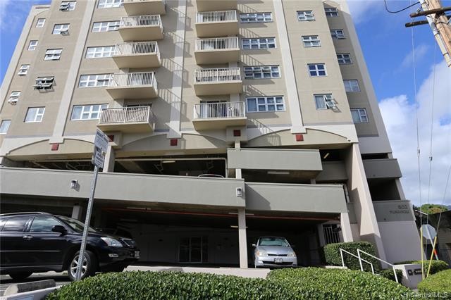 Building Photo - 802 Punahou St