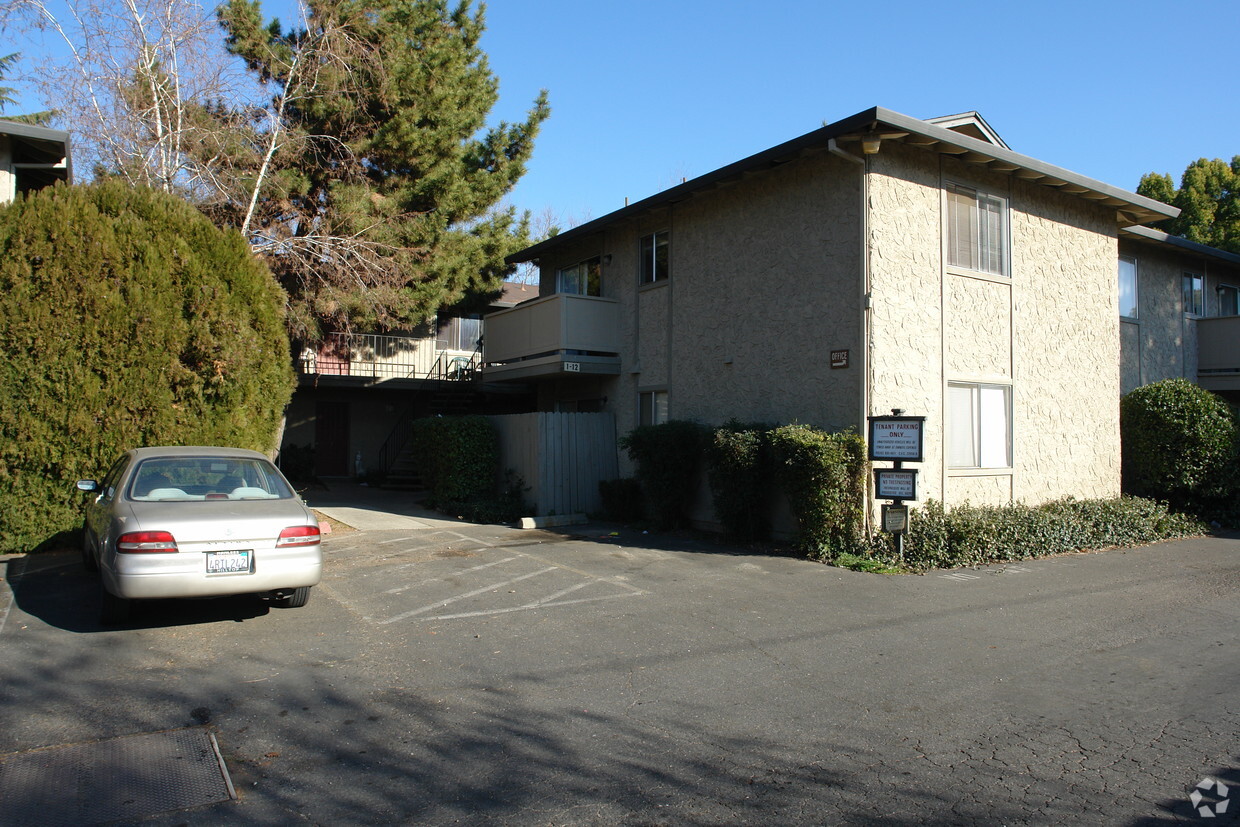 Building Photo - Palo Alto Apartments