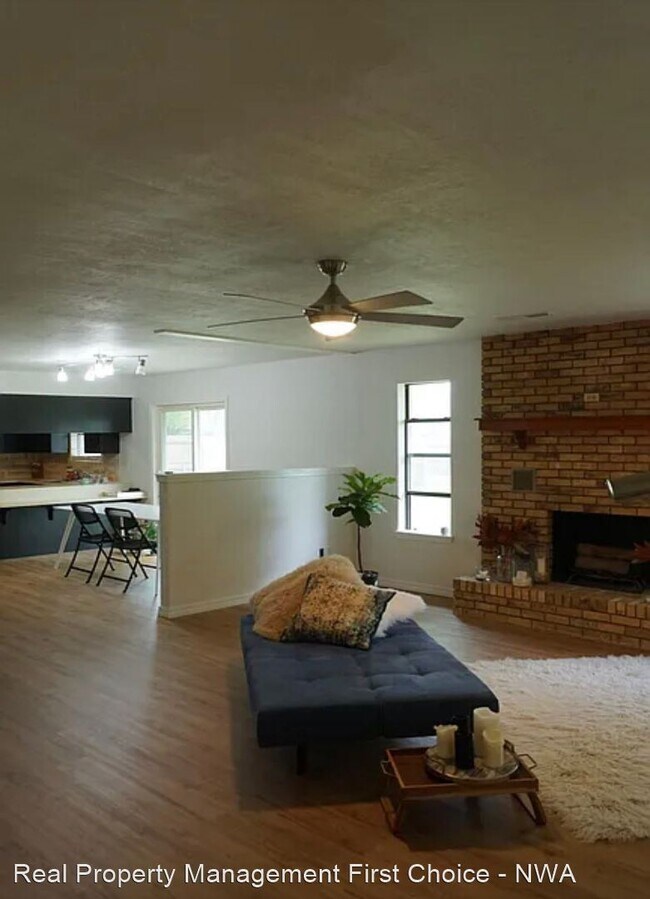 Foto del edificio - 3 br, 2 bath House - 1705 Glen Street