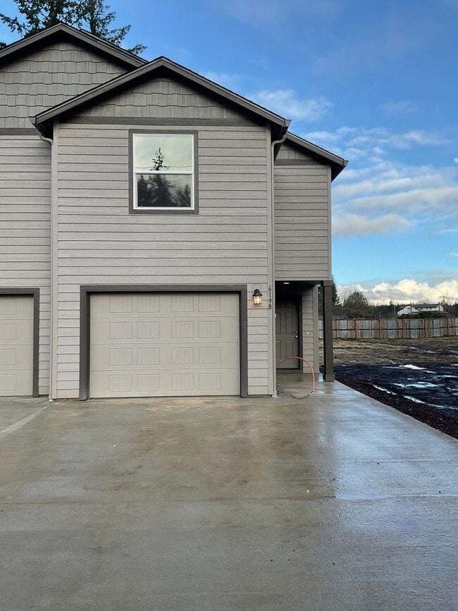Building Photo - 619 Koontz Rd