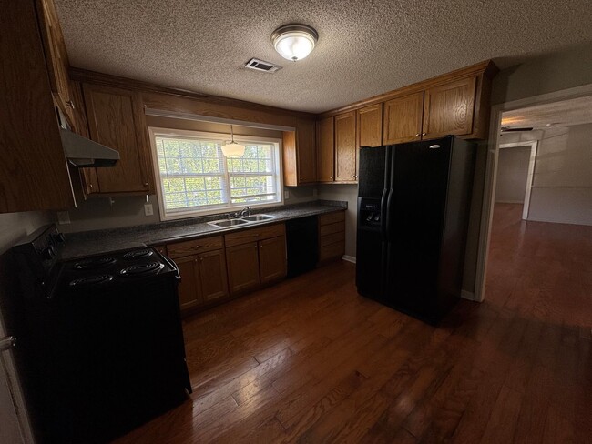 Foto del edificio - 3/2 House in Armuchee- $1,295
